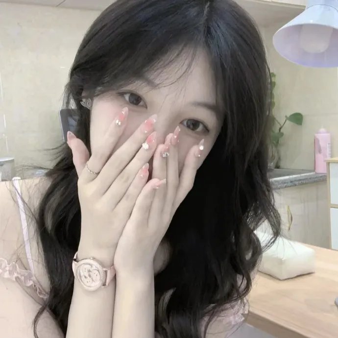 被侵犯的她
